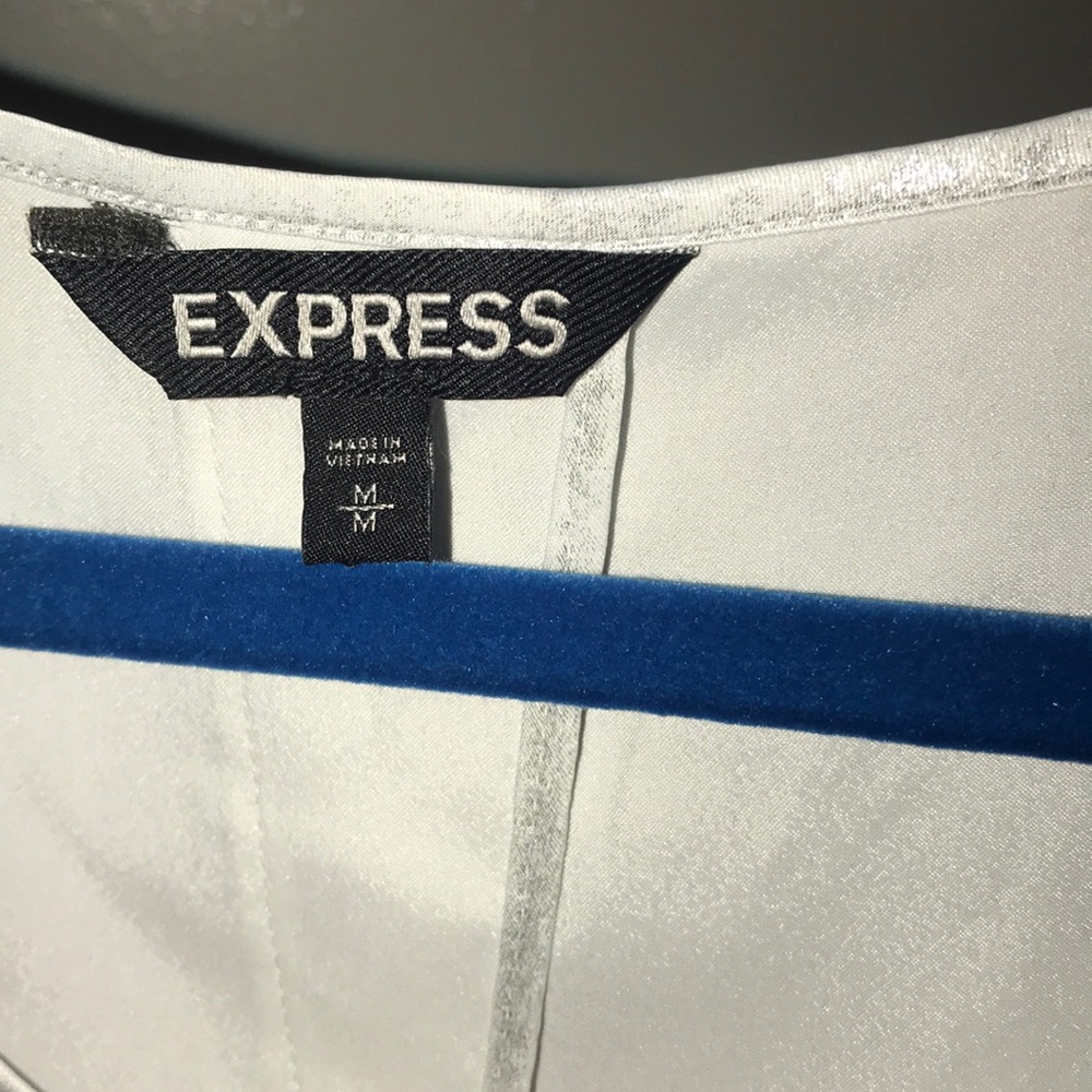 Express Tank Top - Picture 4 of 4